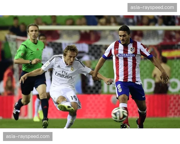 巴黎圣日耳曼1-1客平马赛，联赛12连胜遭终结